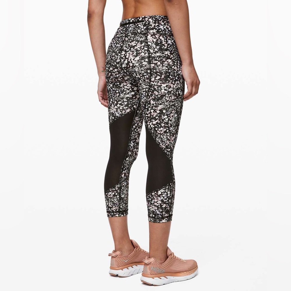 Lululemon Pace Rival Crop 22" Floral Spritz Multi Black Mesh Back Leggings Sz 6